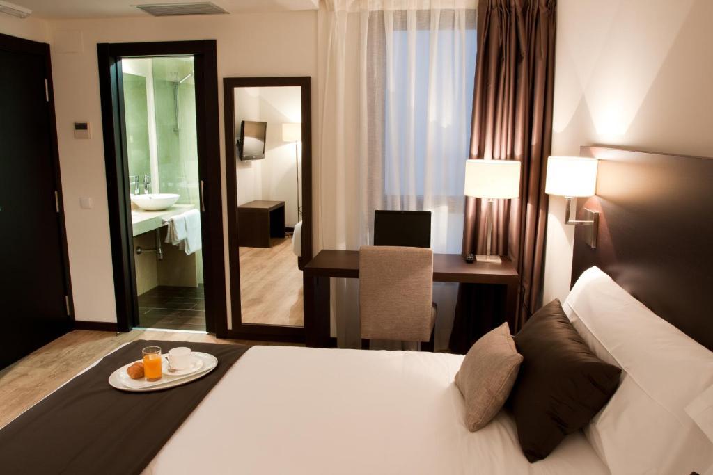 Hotel Paloma Tomelloso Extérieur photo